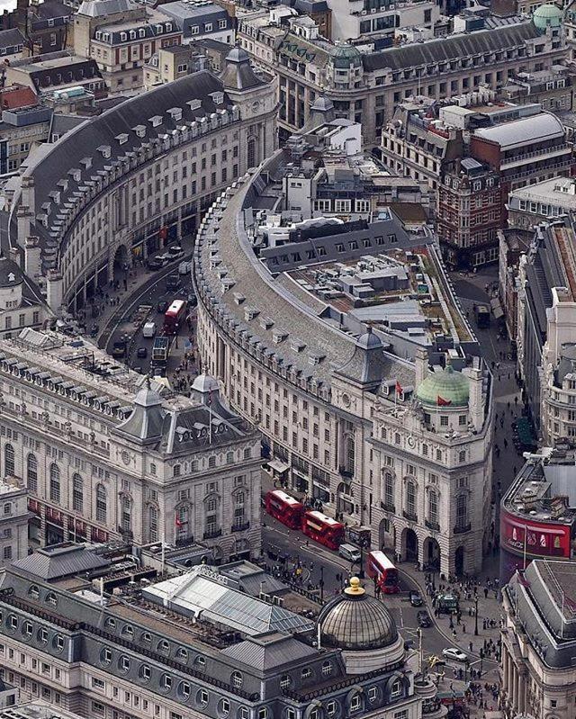 Homestay Opposite Of Edgware Road Tube Station, Short Walk To Marble Arch