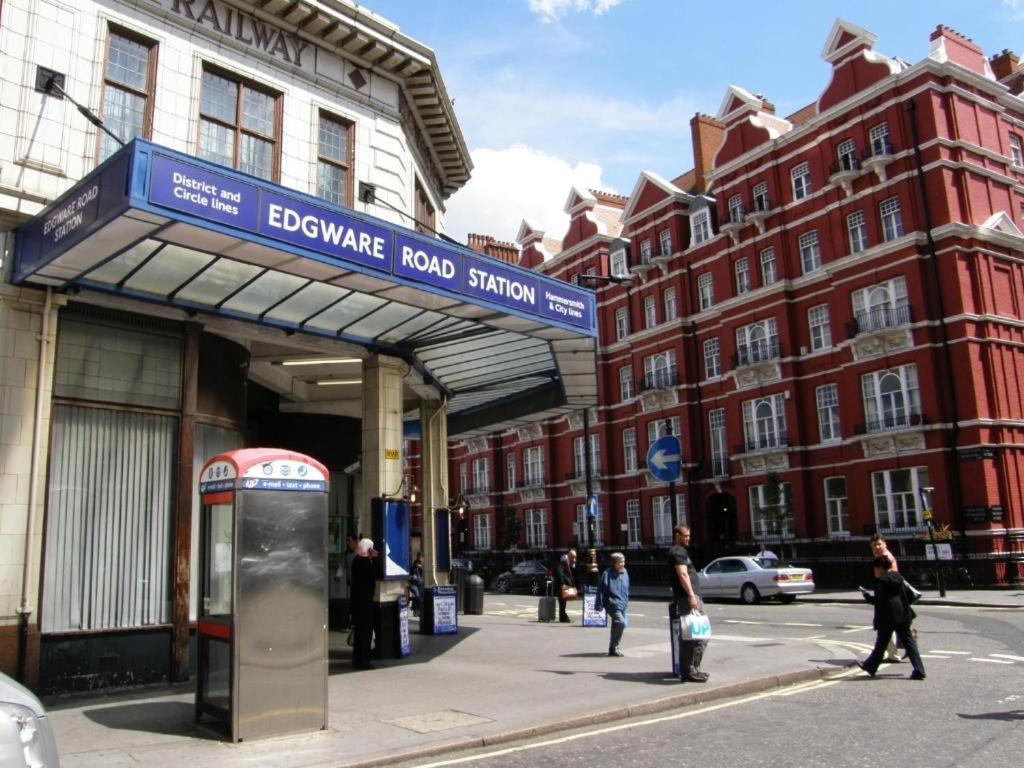 Opposite Of Edgware Road Tube Station, Short Walk To Marble Arch Homestay
